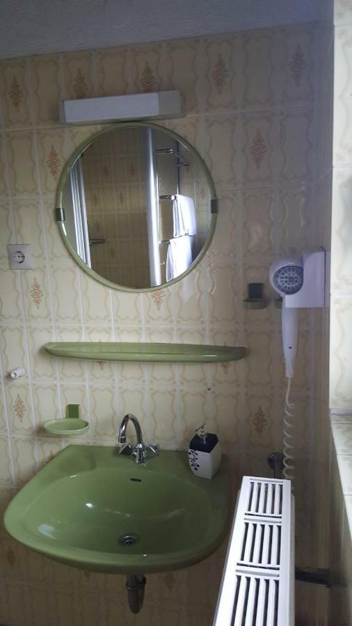 Black Bear Bikers Pub-Hotel Kempfeld المظهر الخارجي الصورة