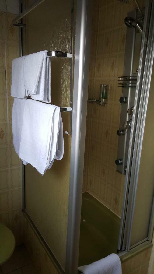 Black Bear Bikers Pub-Hotel Kempfeld المظهر الخارجي الصورة